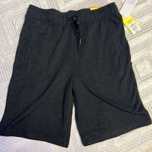 Target - Soft Gym Shorts 9" - All in Motion - Picture 3 of 6